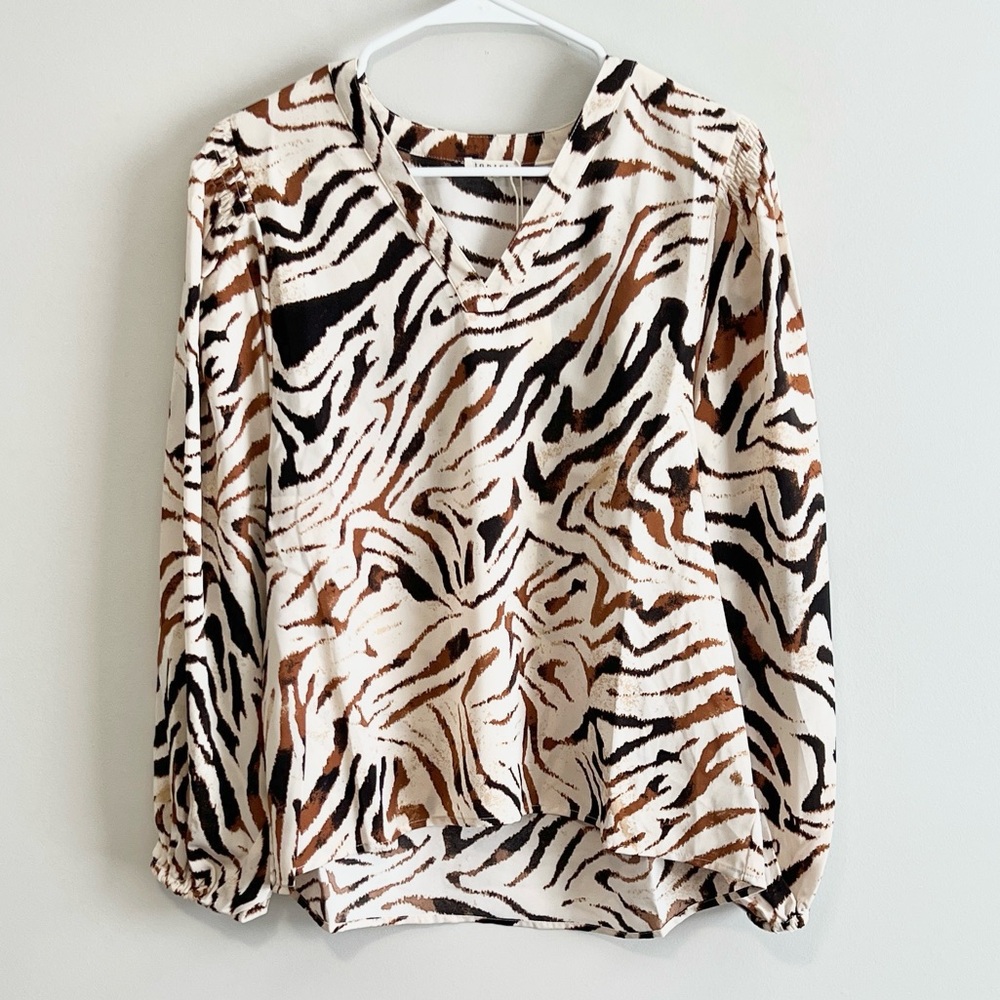 NWT Jodifl Zebra Neutral Print Long Sleeve V-Neck Blouse